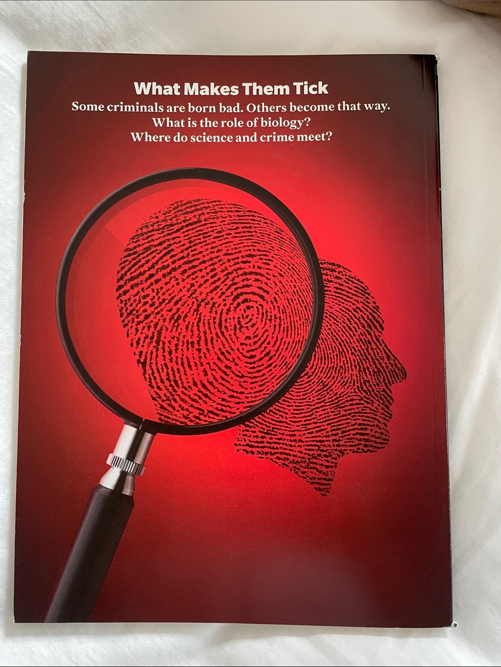 LIFE Explores: Inside the Criminal Mind - Red & Pink Cover - Picture 2 of 4